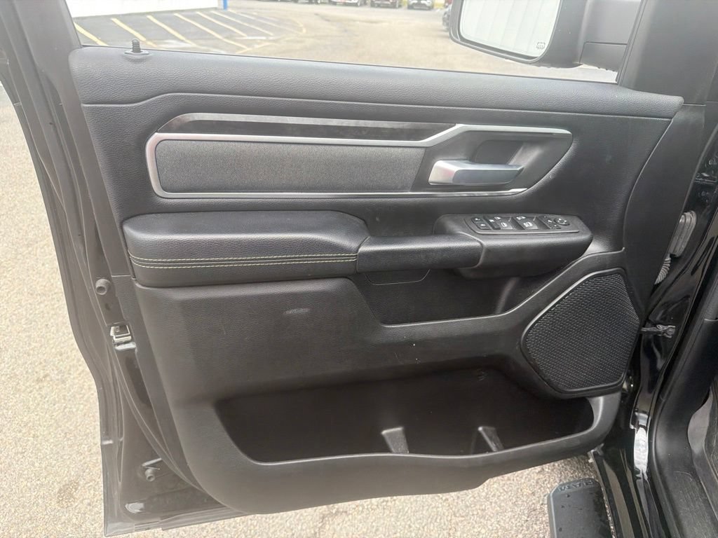 Used 2022 RAM 1500 Big Horn AWD/4WD image 15