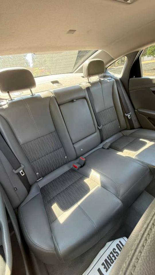 Used 2018 Chevrolet Impala LT FWD image 15