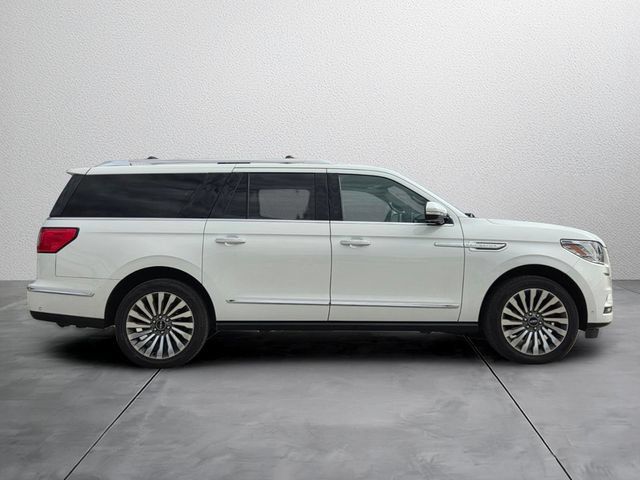 Used 2021 Lincoln Navigator L Reserve AWD/4WD image 5
