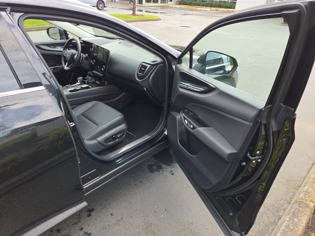 Certified 2024 Lexus NX 350h 350h Premium w/ Vision Package image 19