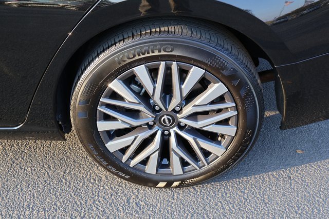 Used 2025 Nissan Altima 2.5 SV image 15