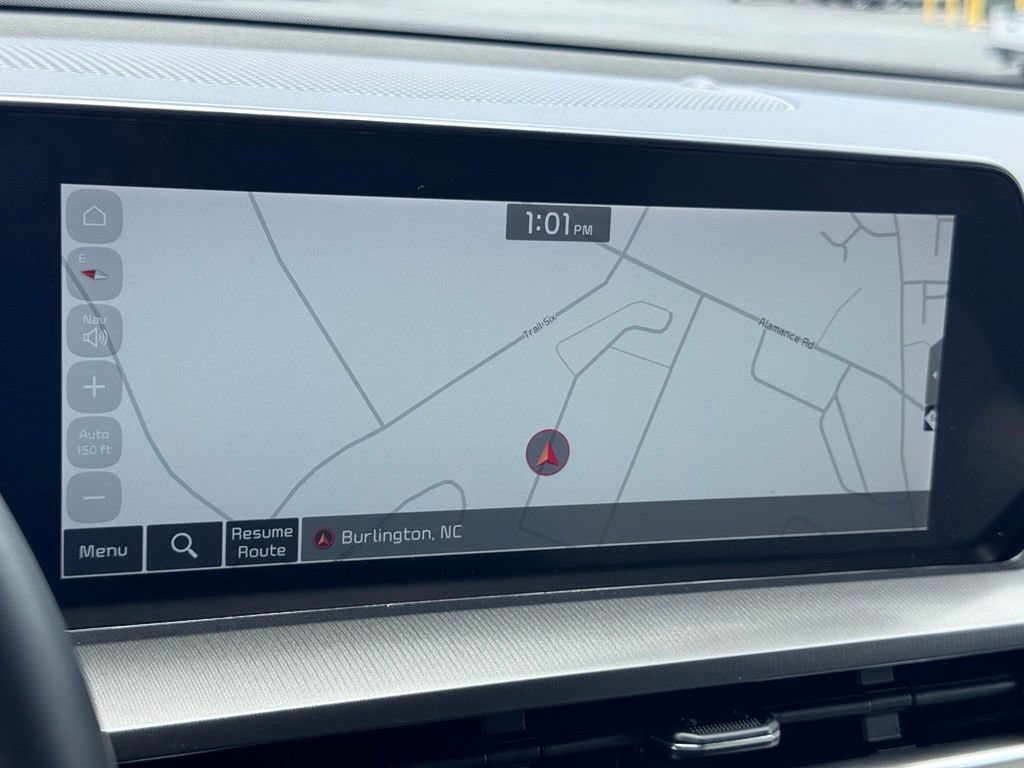 Used 2024 Kia Telluride S w/ S Sunroof Package FWD image 11