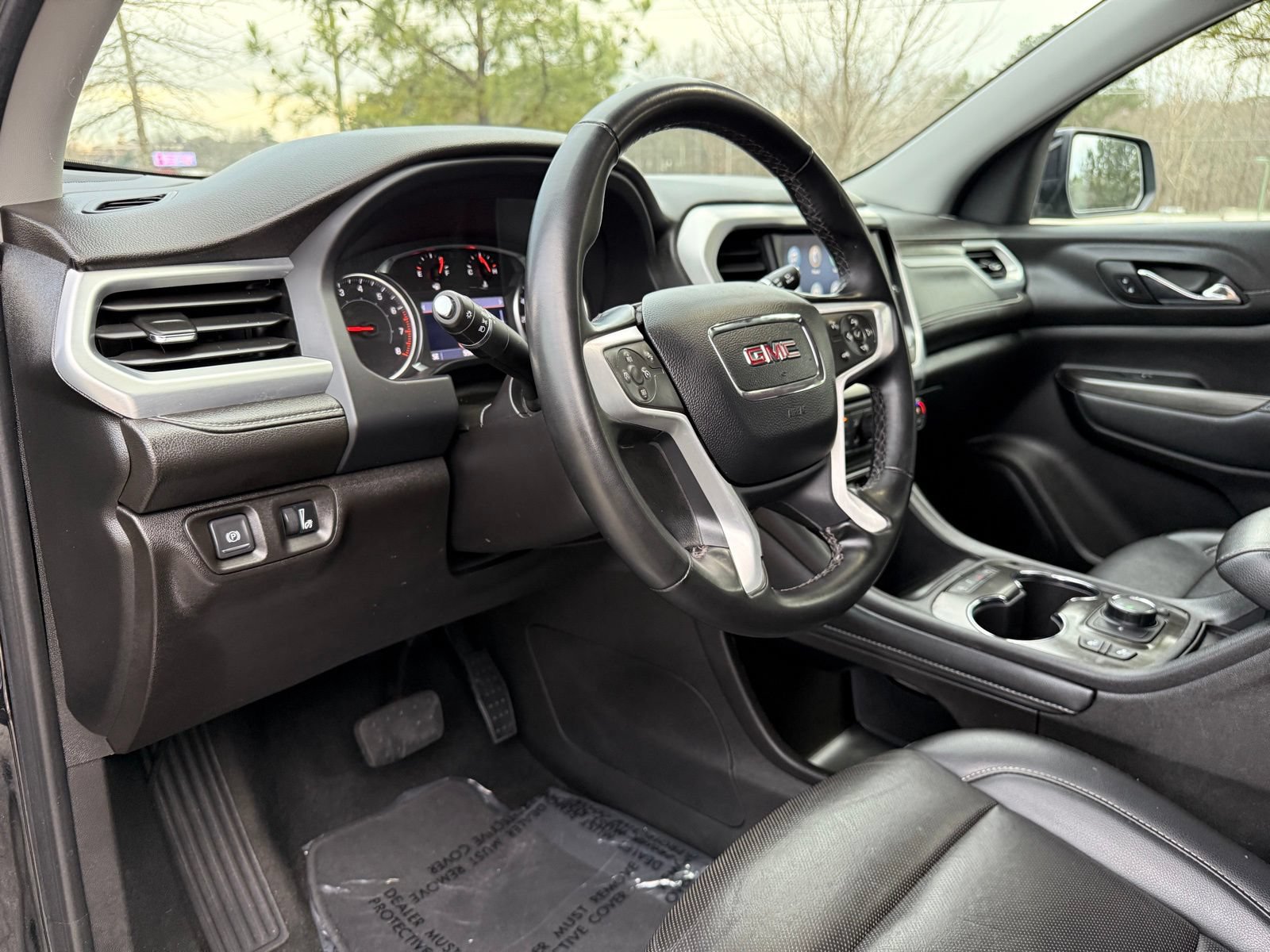 Used 2023 GMC Acadia SLT FWD image 21