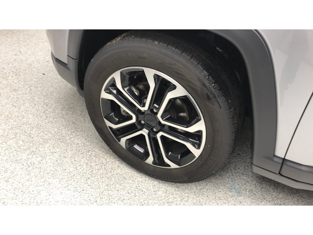 Used 2022 Jeep Compass Limited AWD/4WD image 7