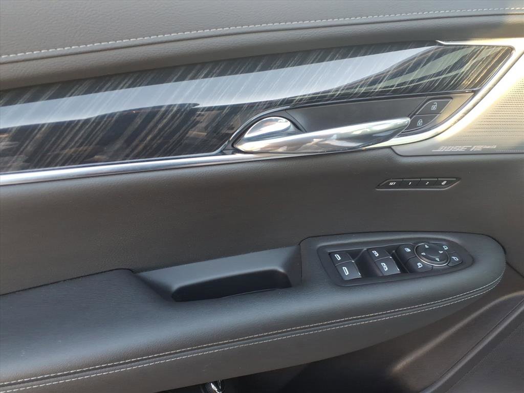 Certified 2023 Cadillac XT6 Premium Luxury image 21