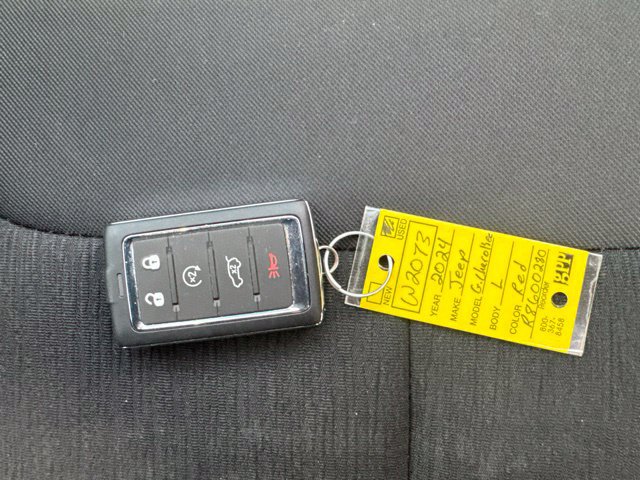 Used 2024 Jeep Grand Cherokee L Laredo w/ Luxury Tech Group I AWD/4WD image 55