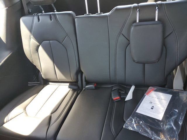New 2026 Chrysler Pacifica Select w/ S Appearance Package FWD image 10