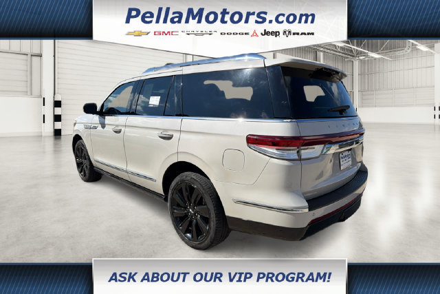 Used 2023 Lincoln Navigator Reserve AWD/4WD image 5