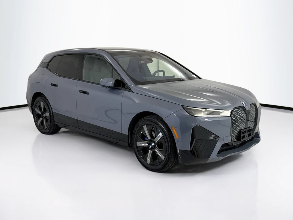 Certified 2024 BMW iX xDrive50 w/ Sport Package AWD/4WD image 3