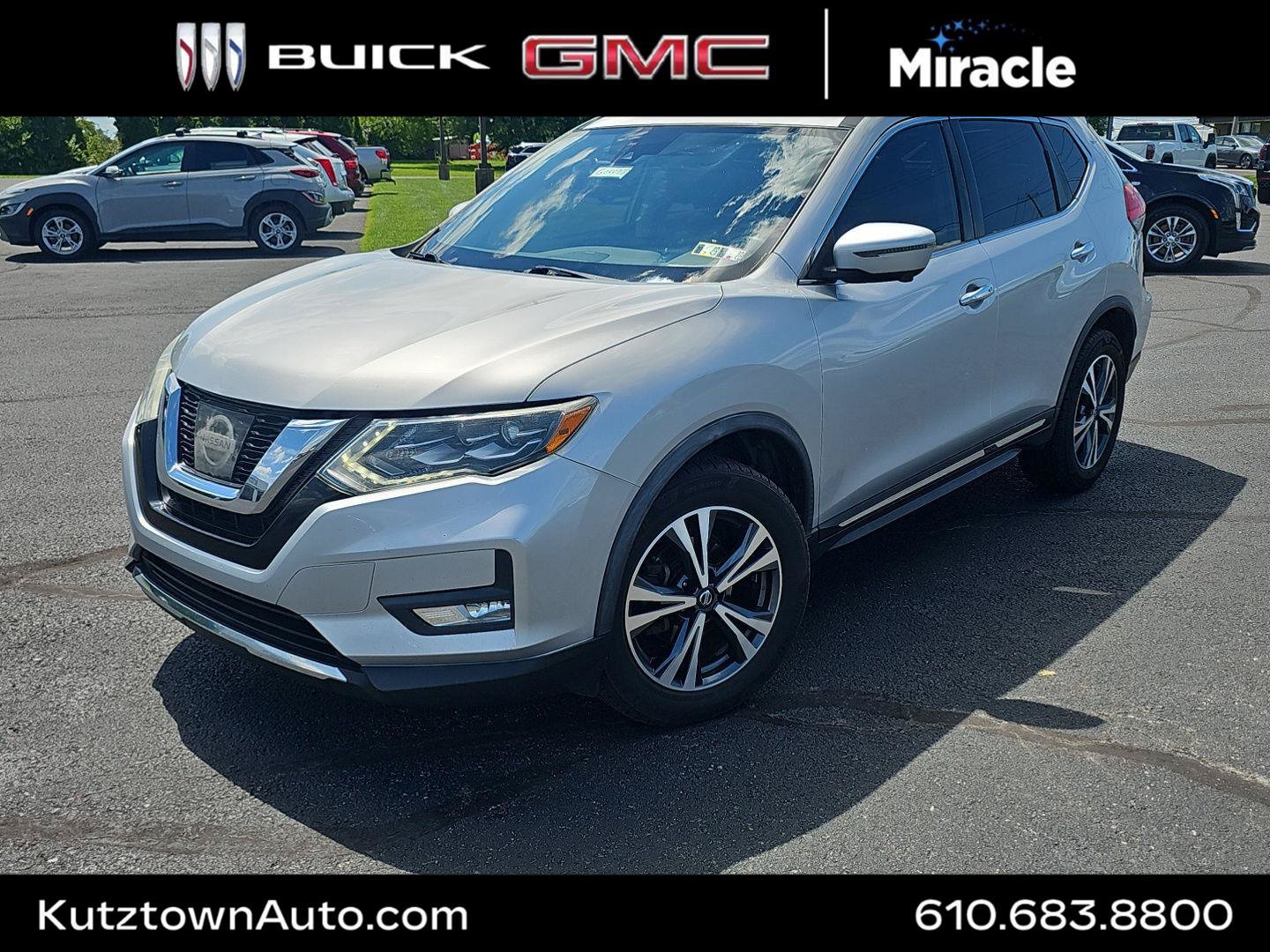 Used 2017 Nissan Rogue SL w/ SL Premium Package