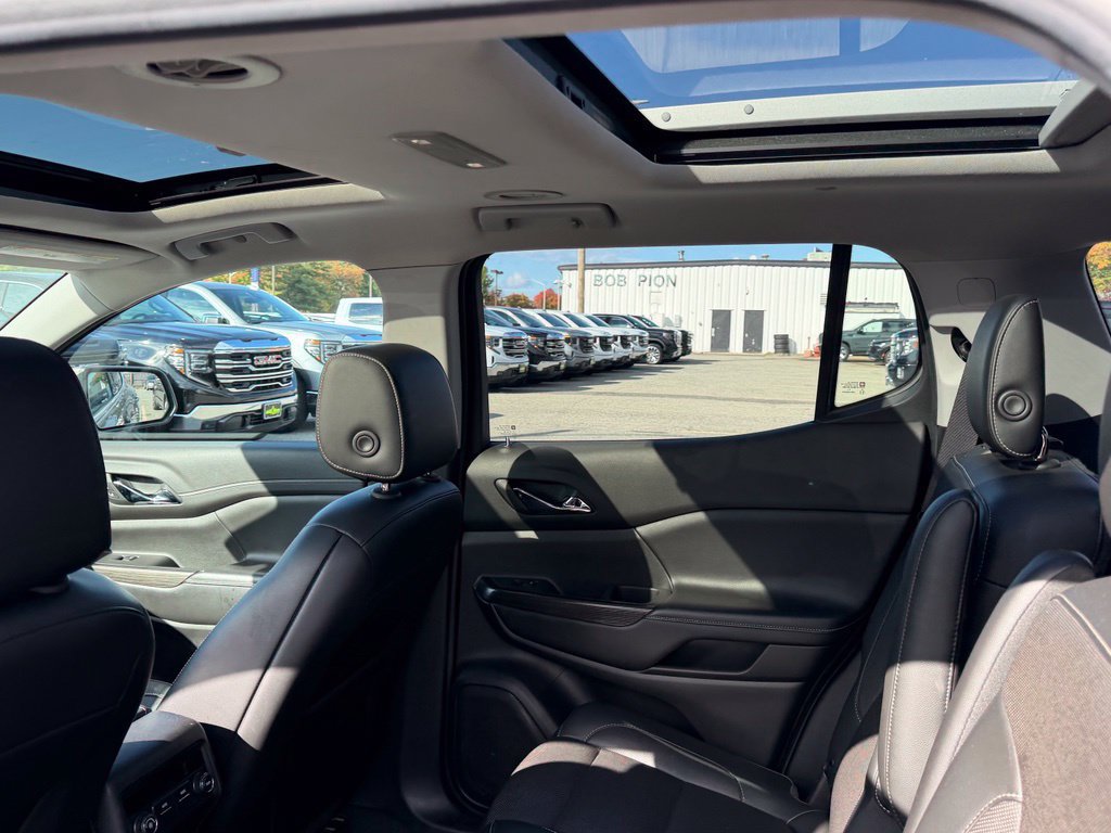 Used 2019 GMC Acadia SLT AWD/4WD image 13