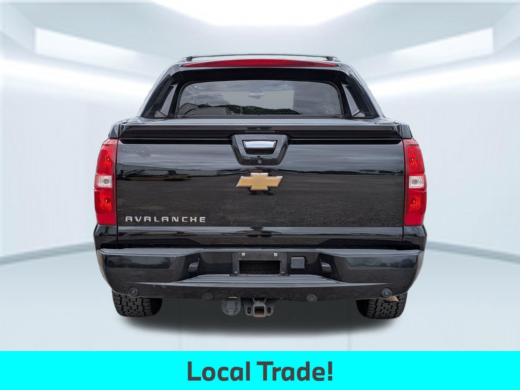 Used 2013 Chevrolet Avalanche LTZ RWD image 5
