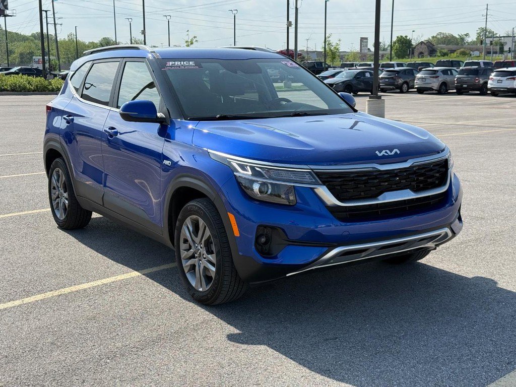 Used 2023 Kia Seltos S AWD/4WD image 9