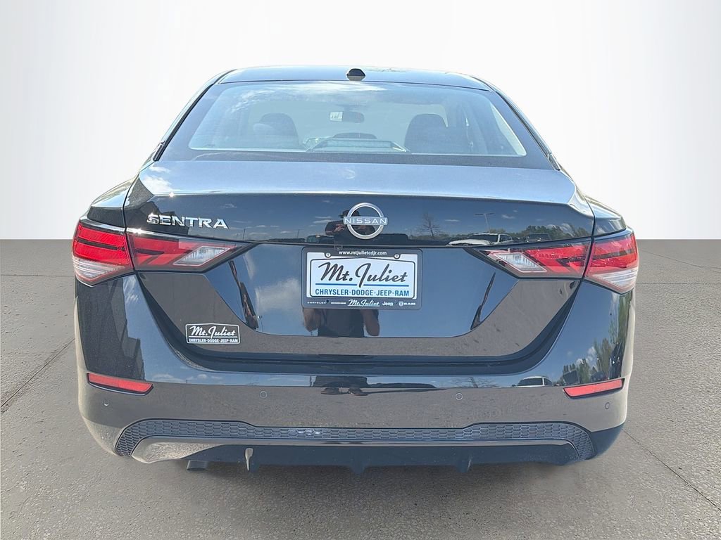Used 2025 Nissan Sentra SV image 5