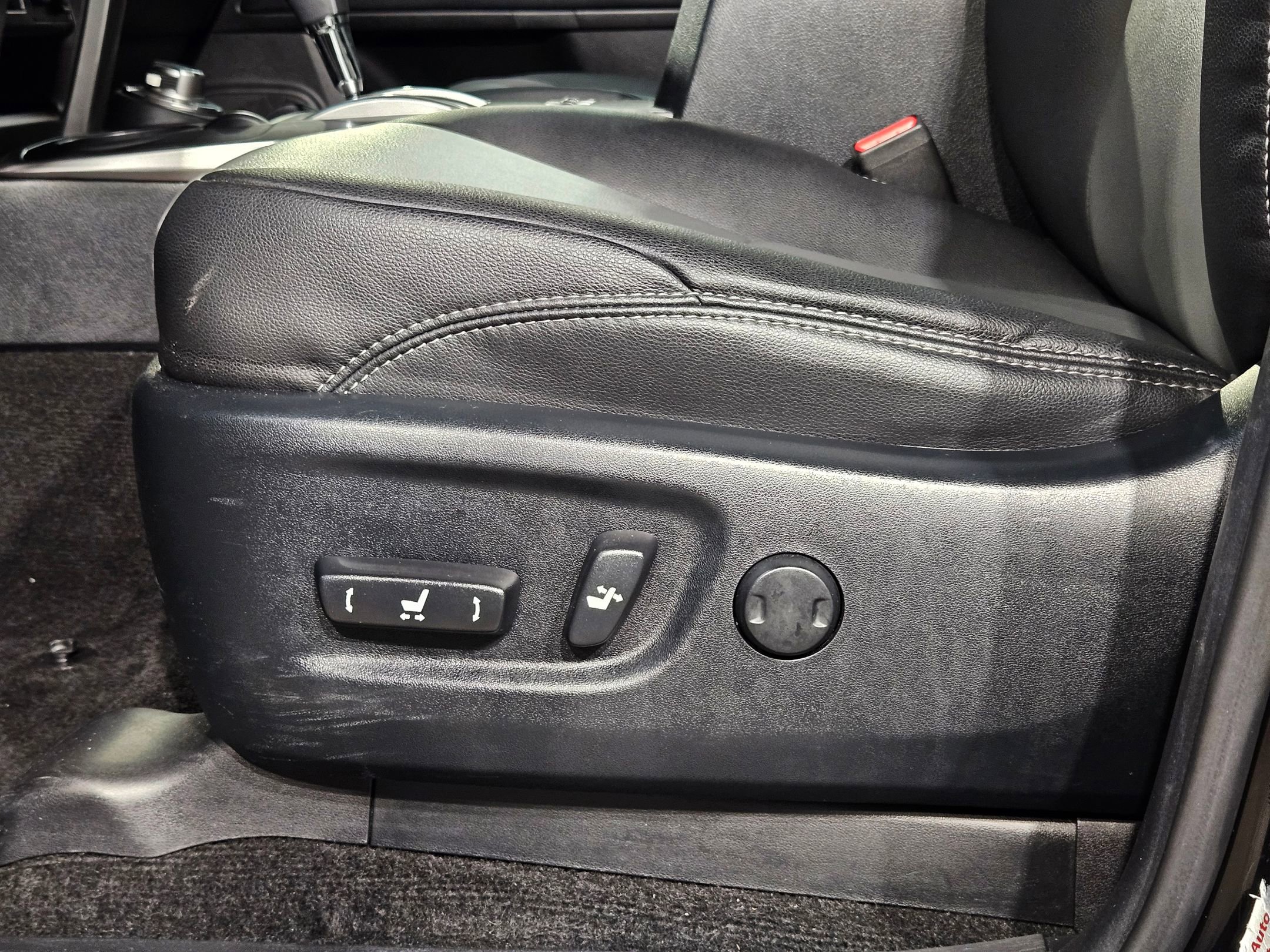 Used 2024 Toyota 4Runner SR5 Premium image 23