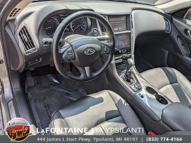 Used 2017 INFINITI Q50 Signature Edition w/ All Weather Package (L93) AWD/4WD image 11