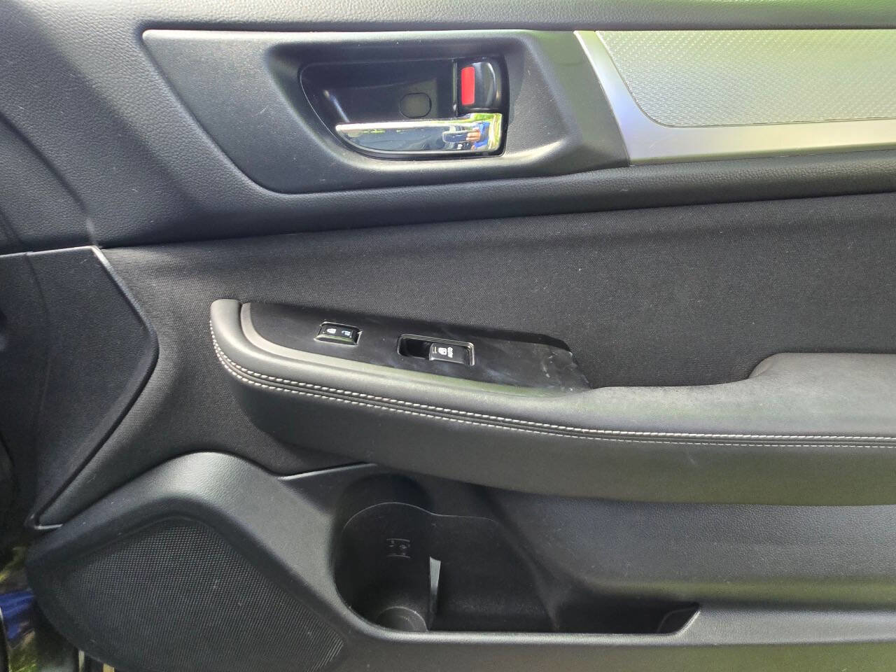 Used 2018 Subaru Outback 2.5i Premium image 27