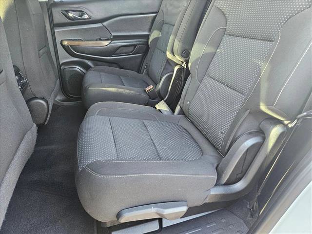 Used 2021 GMC Acadia SLE w/ Driver Convenience Package FWD image 18