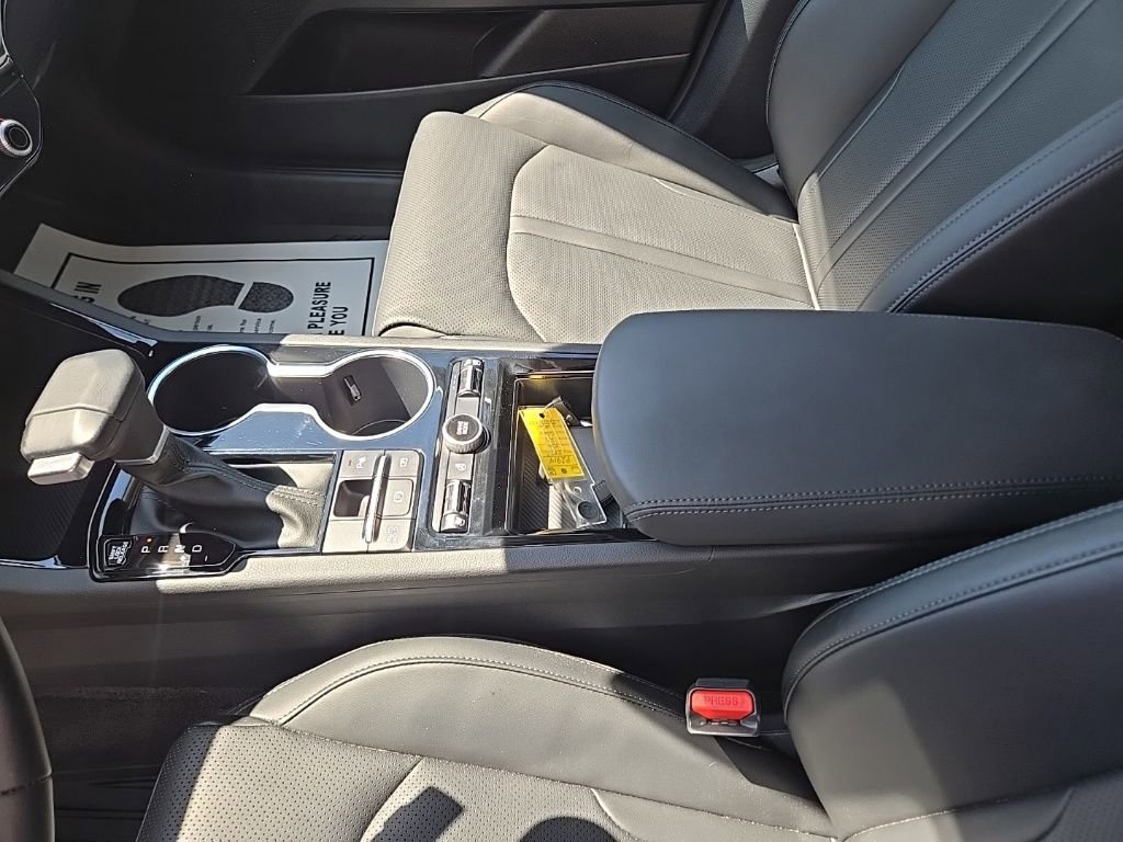 Used 2026 Kia K5 EX image 33