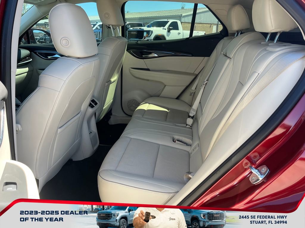 Used 2023 Buick Envision Essence image 11