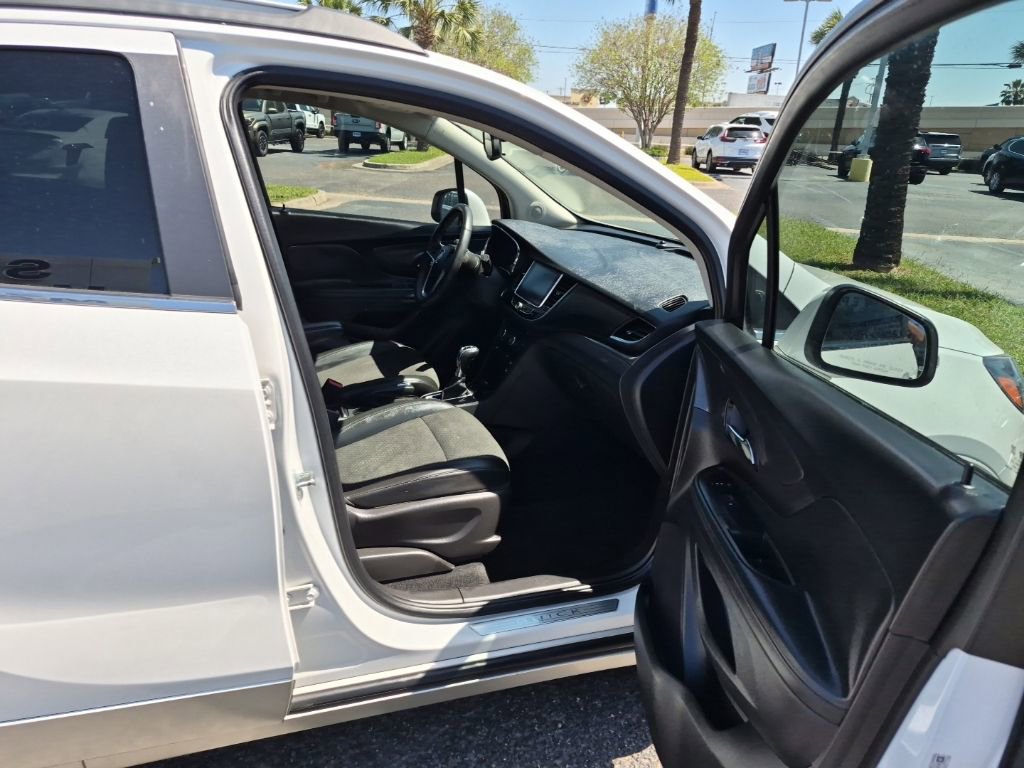 Used 2018 Buick Encore Preferred FWD image 19