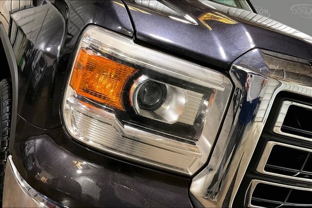 Used 2015 GMC Sierra 1500 SLE w/ SLE Value Package AWD/4WD image 4