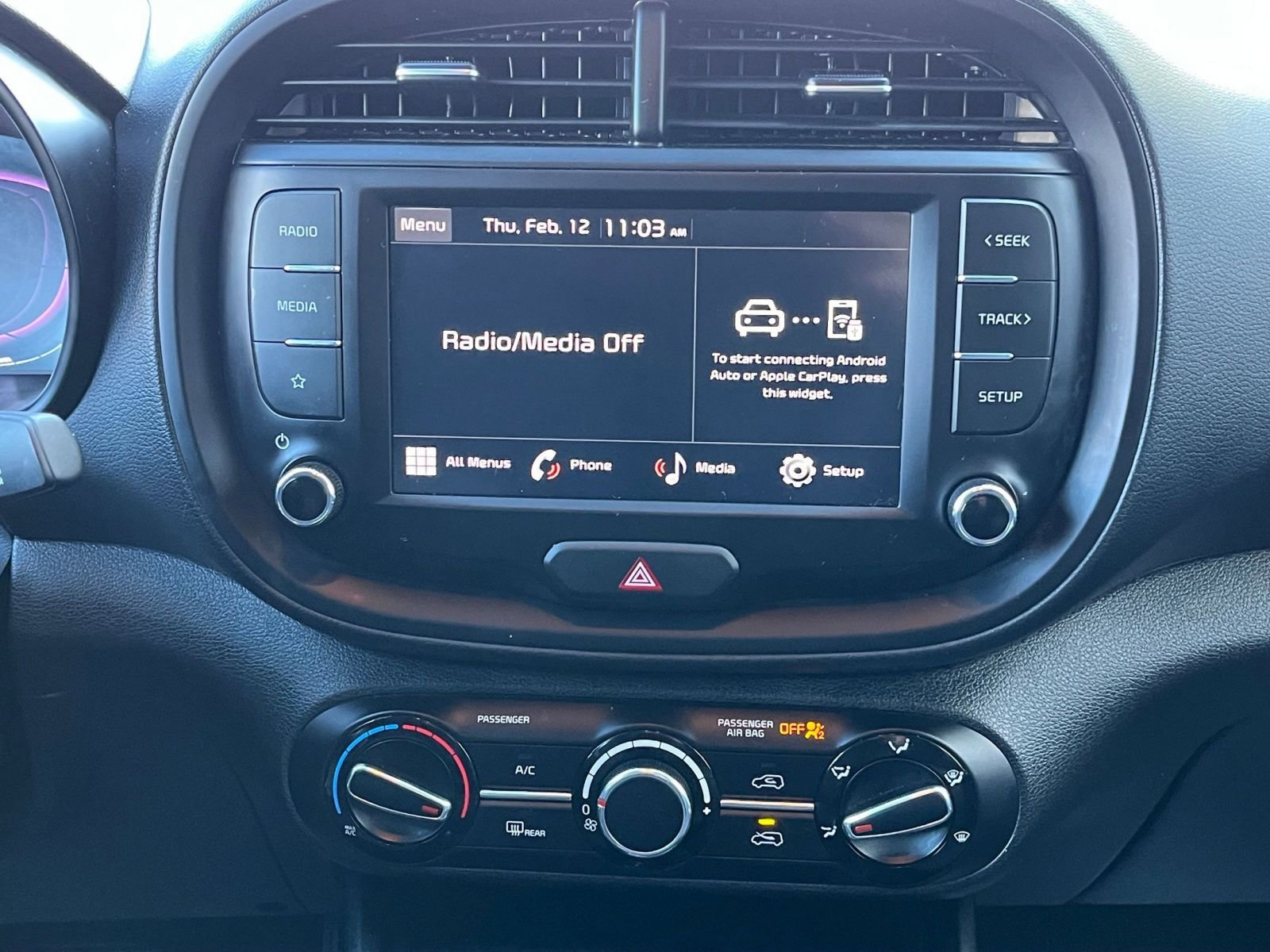 Used 2025 Kia Soul LX w/ LX Technology Package image 17