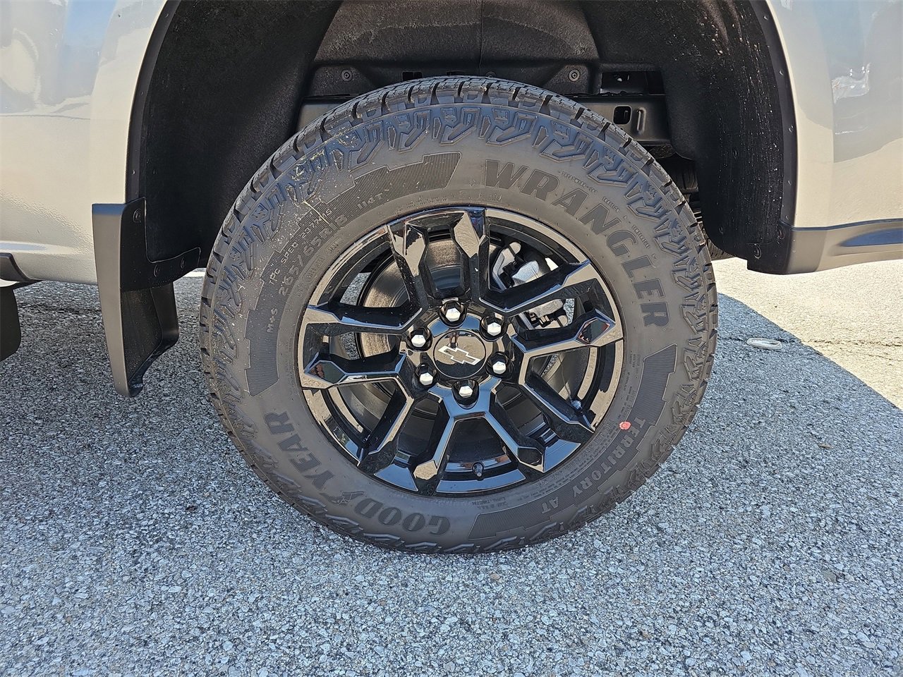 New 2025 Chevrolet Colorado Z71 w/ Midnight Edition image 32