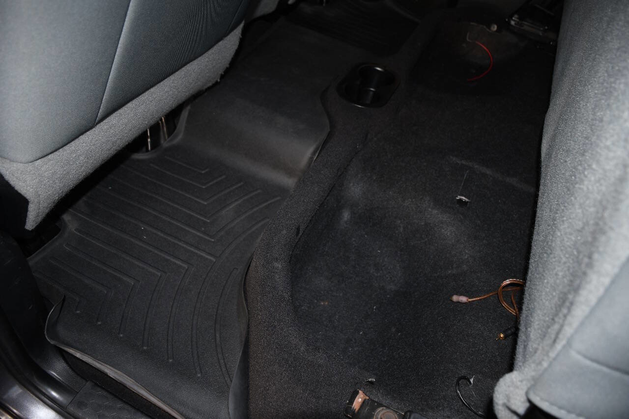 Used 2016 RAM 1500 Classic SLT image 17