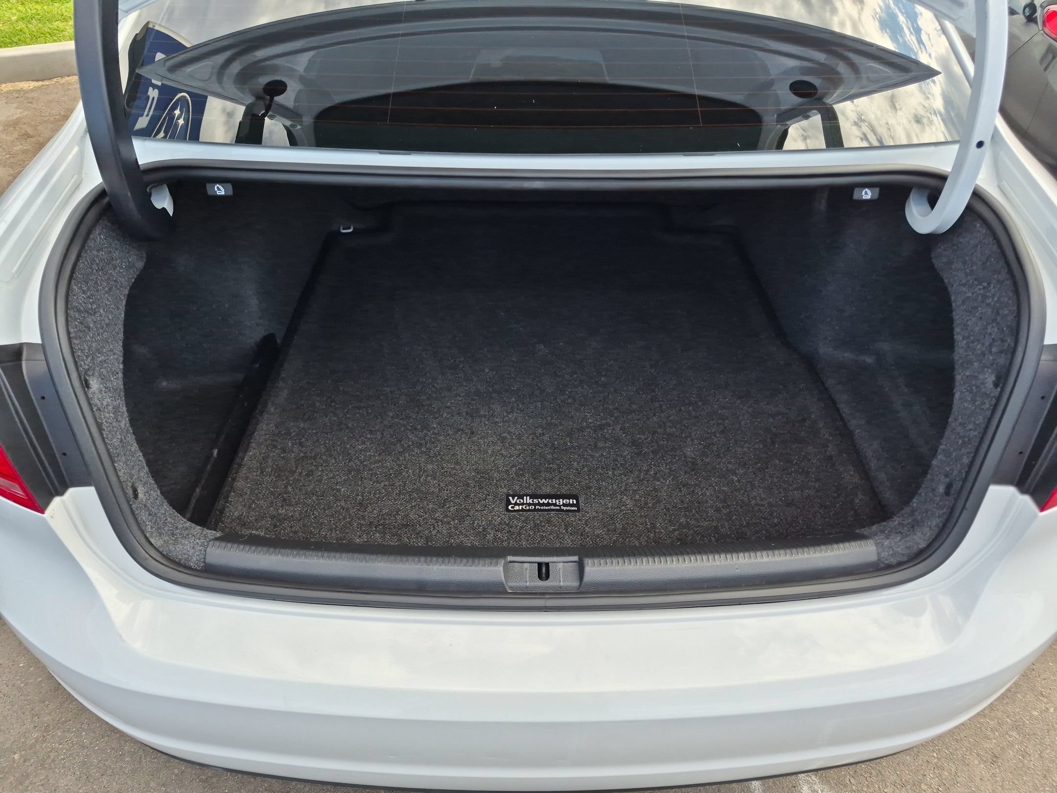 Used 2012 Volkswagen Passat 2.5 SE FWD image 23