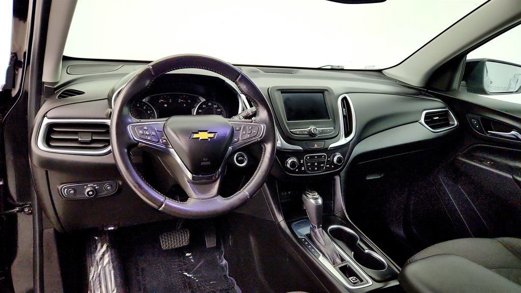Used 2021 Chevrolet Equinox LT FWD image 12