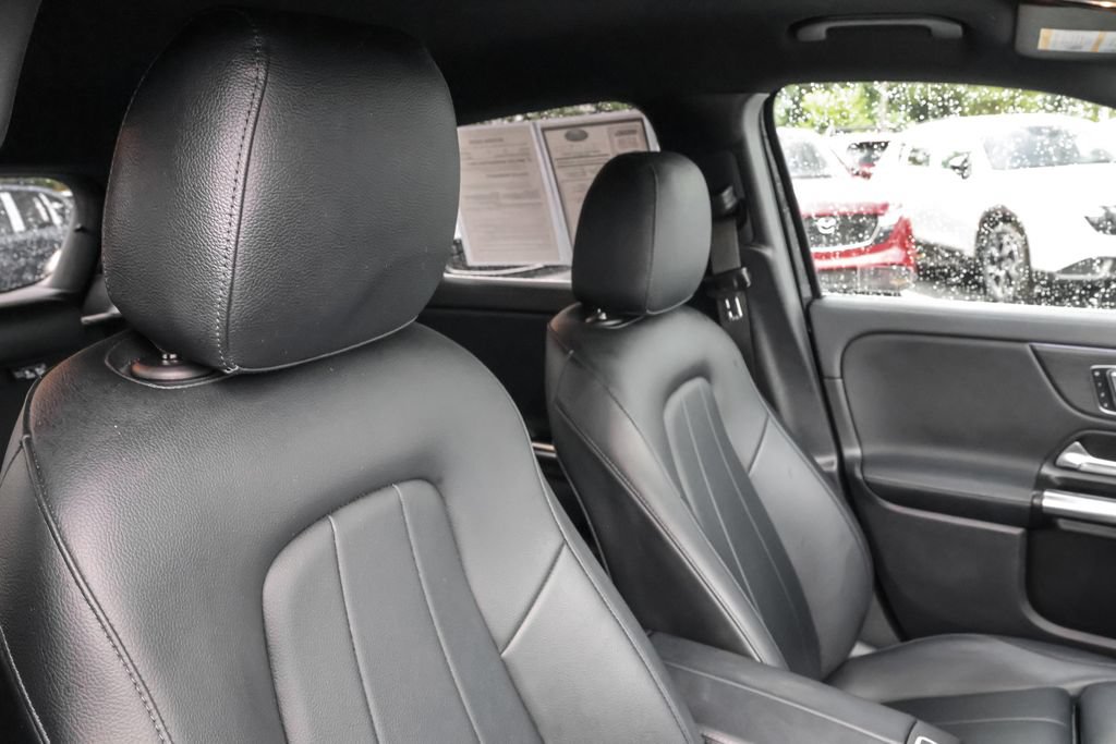 Used 2023 Mercedes-Benz GLA 250 4MATIC image 33
