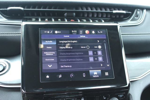 Used 2023 Jeep Grand Cherokee L Laredo w/ Luxury Tech Group I RWD image 27
