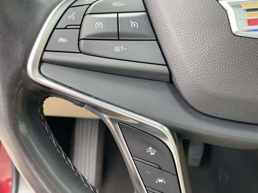 Used 2018 Cadillac XT5 Luxury w/ Driver Awareness Package image 22