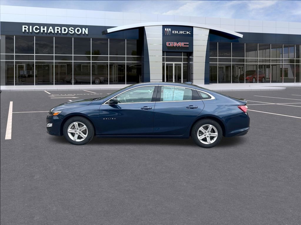 Used 2022 Chevrolet Malibu LT FWD image 3
