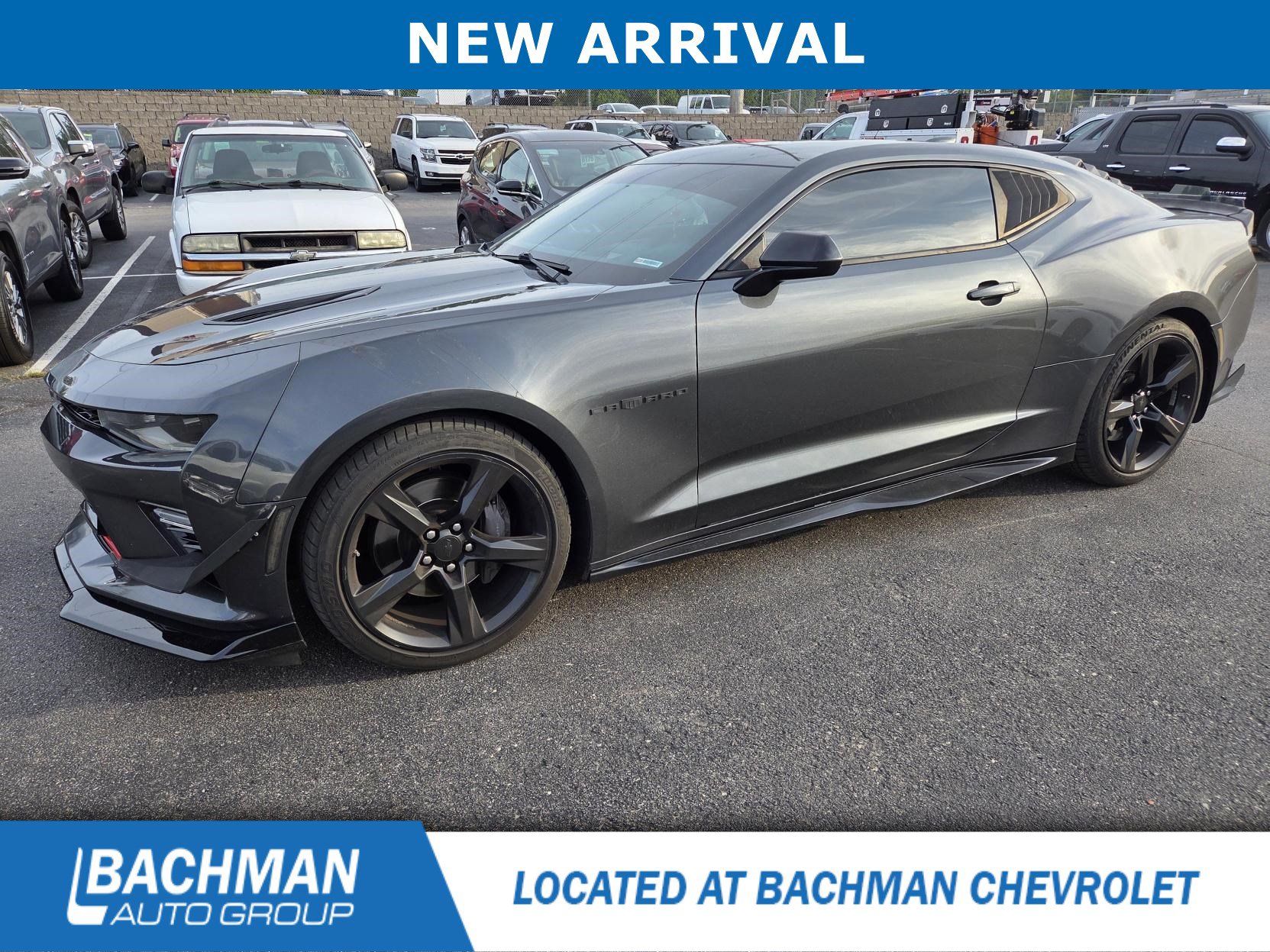 Used 2017 Chevrolet Camaro SS RWD image 4