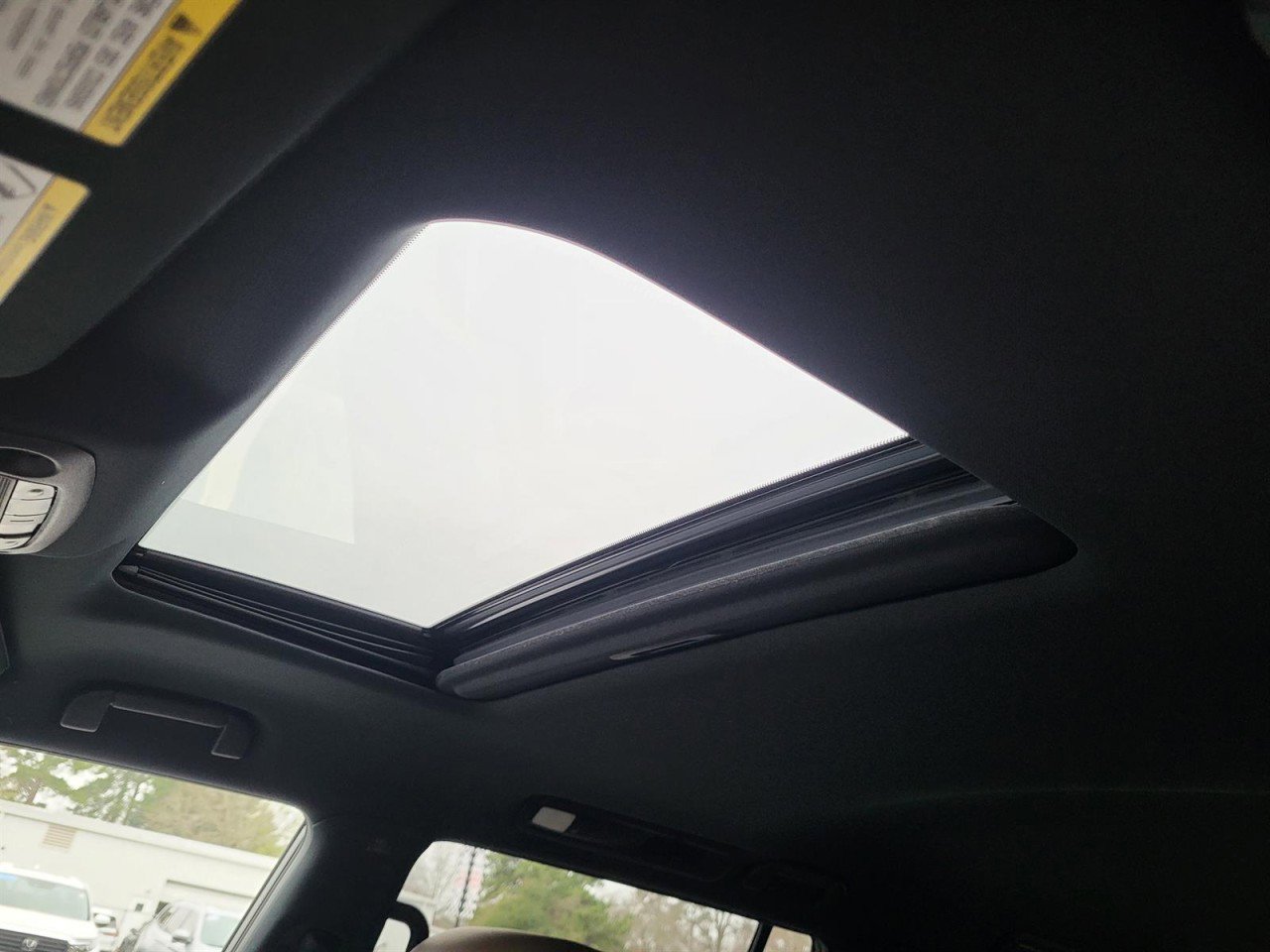 Used 2022 Nissan Armada Platinum w/ Captain's Chairs Package image 13