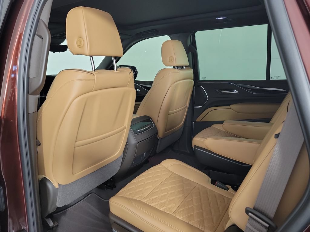 Certified 2023 Cadillac Escalade Premium Luxury w/ LPO, Radiant Package RWD image 13