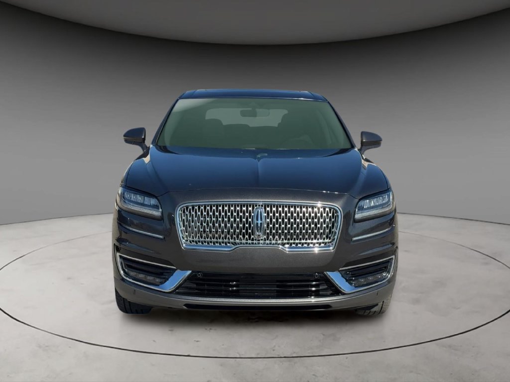 Used 2019 Lincoln Nautilus Reserve FWD image 2