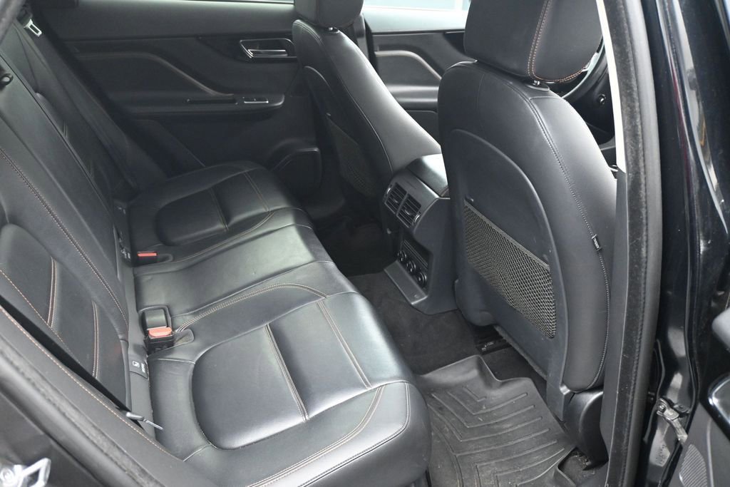 Used 2020 Jaguar F-PACE Prestige AWD/4WD image 10