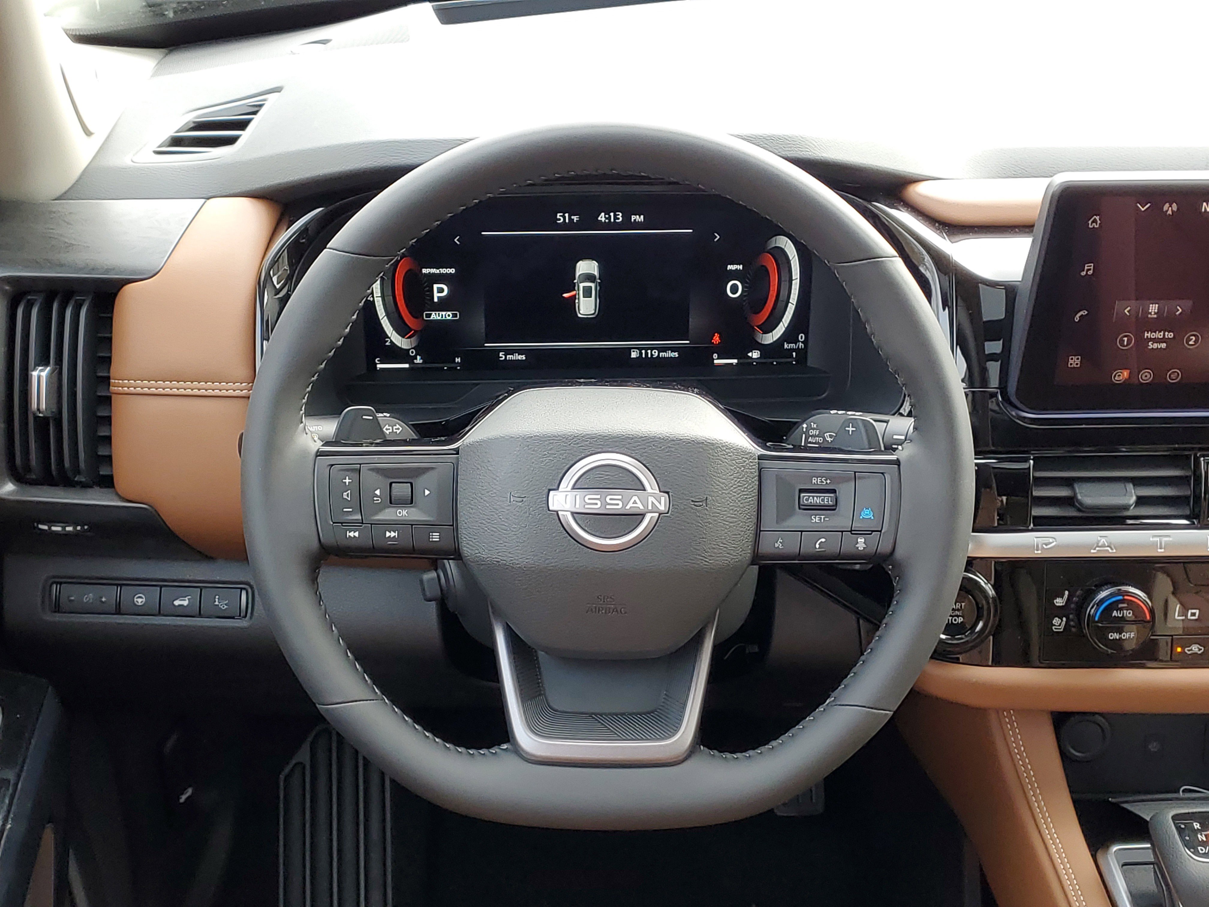 New 2026 Nissan Pathfinder Platinum image 28