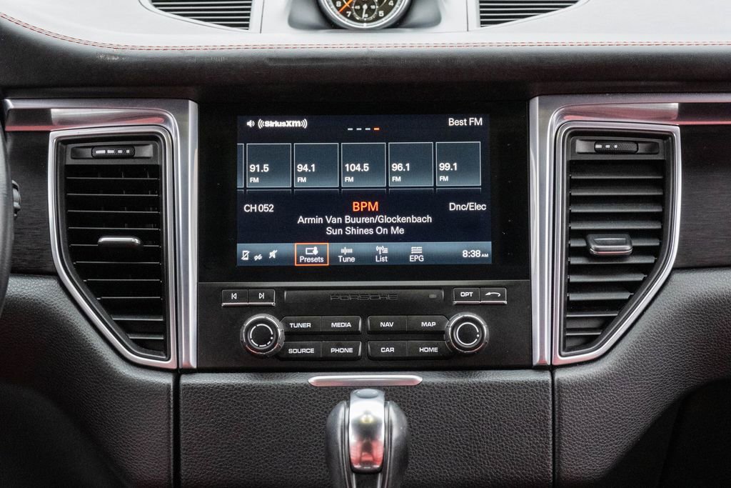 Used 2017 Porsche Macan GTS image 18