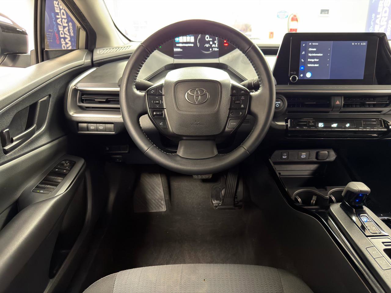 Used 2023 Toyota Prius LE AWD/4WD image 28