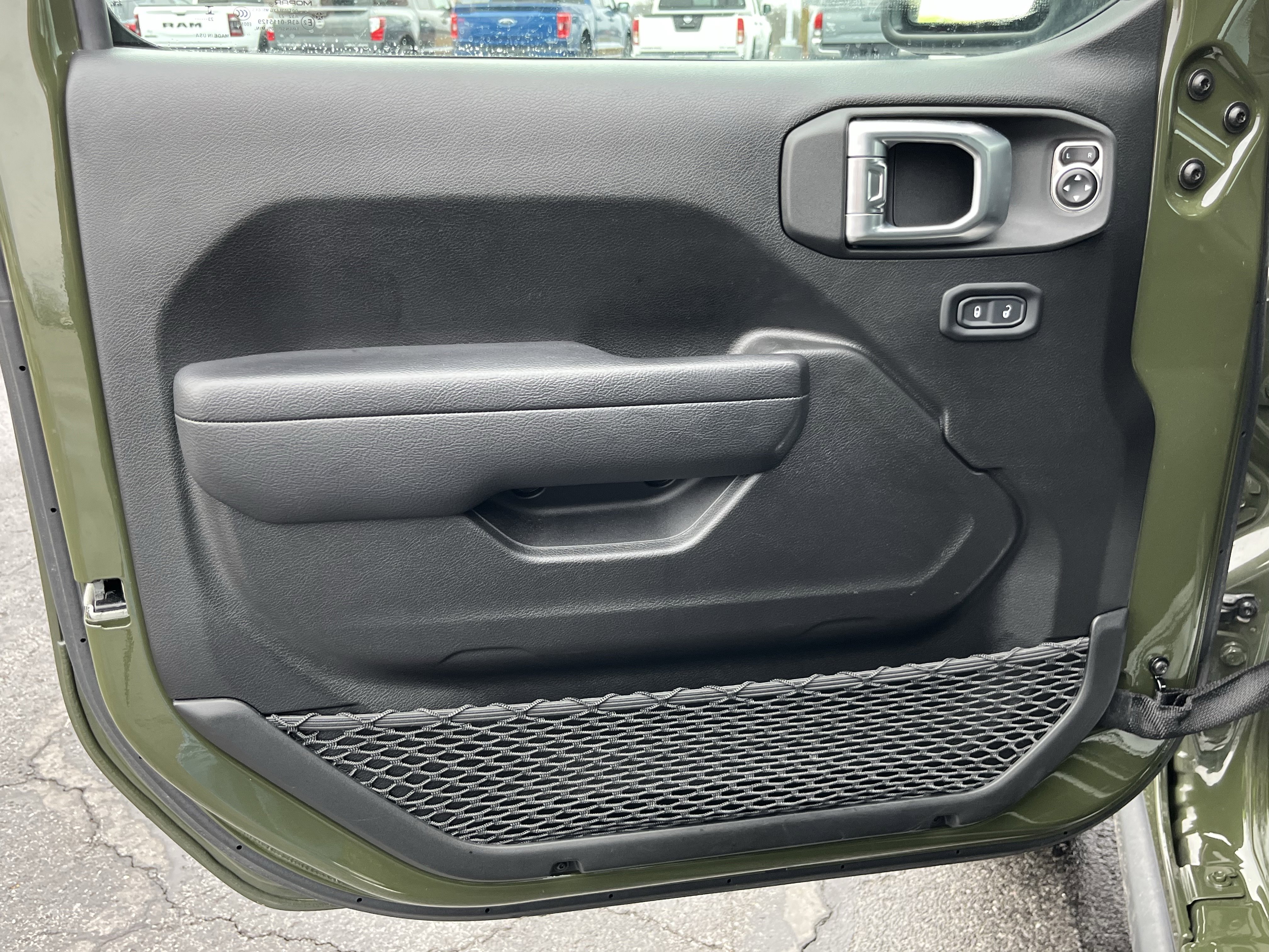 Used 2024 Jeep Wrangler Willys 4xe image 19