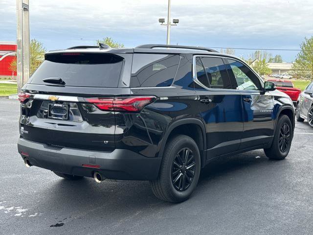 Used 2024 Chevrolet Traverse LT FWD image 3