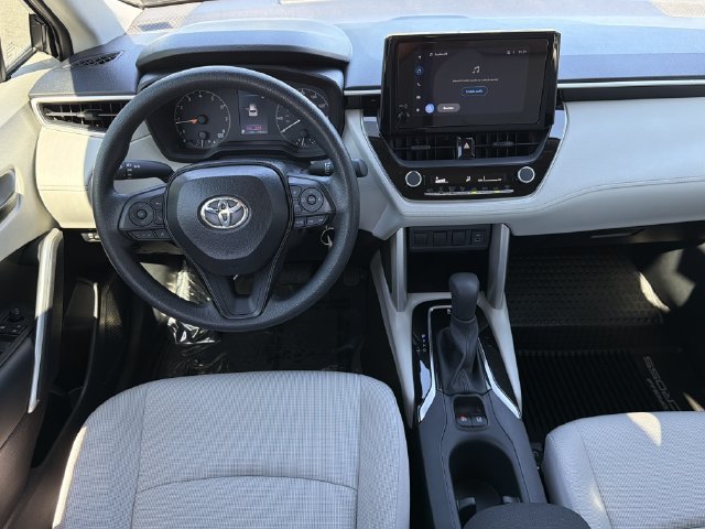 Used 2025 Toyota Corolla Cross L FWD image 24