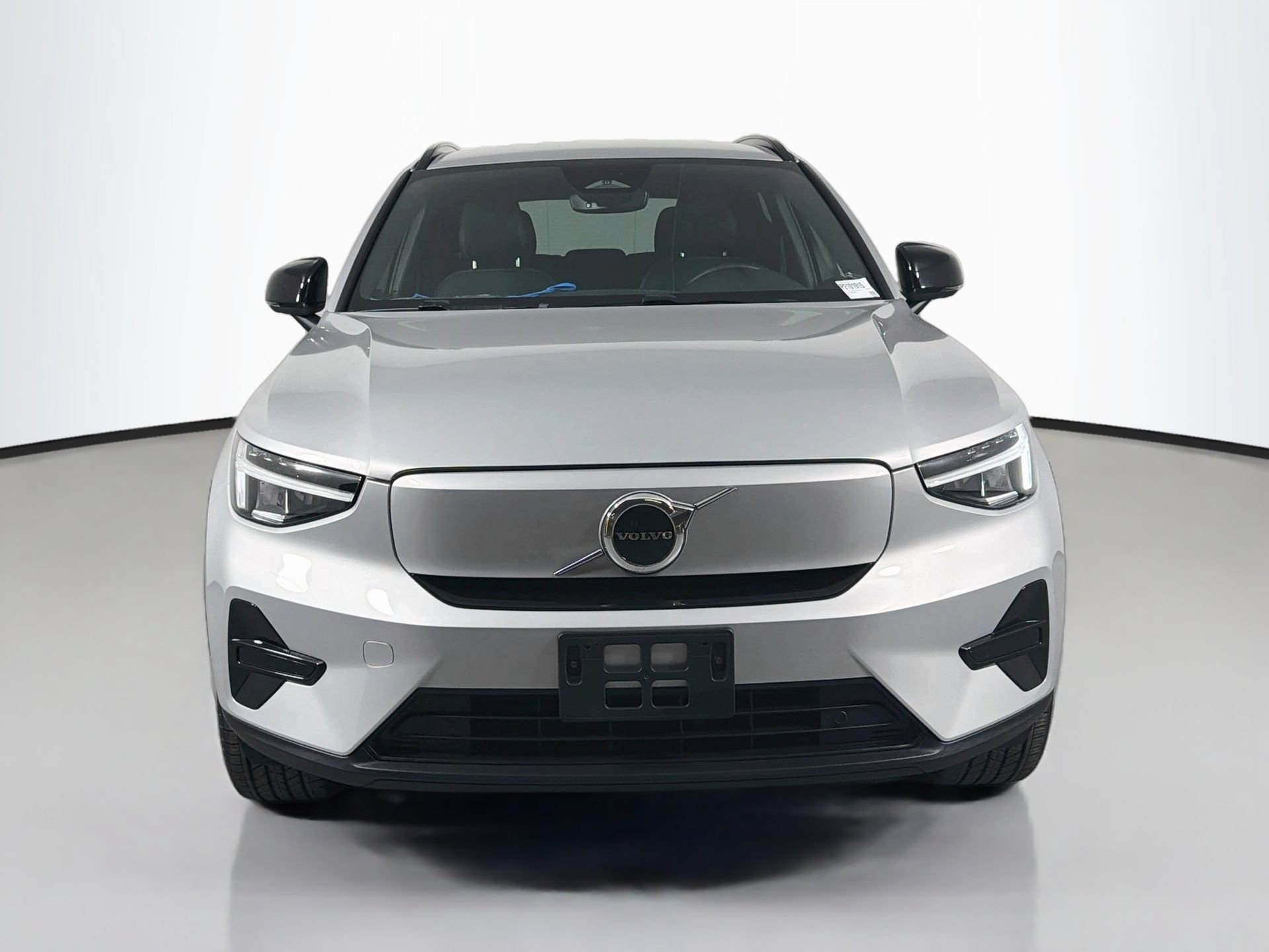 Certified 2023 Volvo XC40 Recharge Core w/ Protection Package Premier AWD/4WD image 2