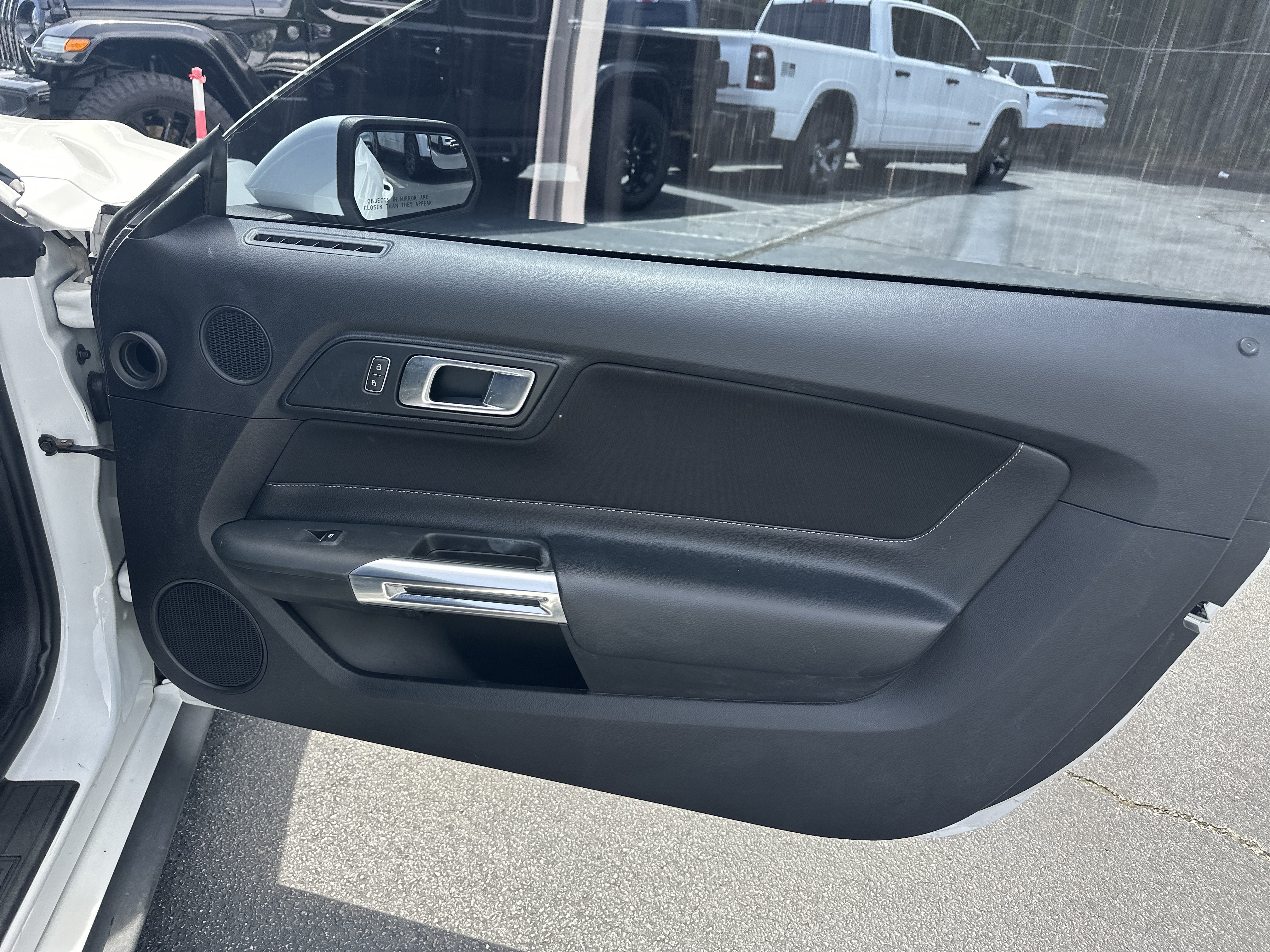 Used 2019 Ford Mustang Convertible w/ Equipment Group 101A RWD image 19