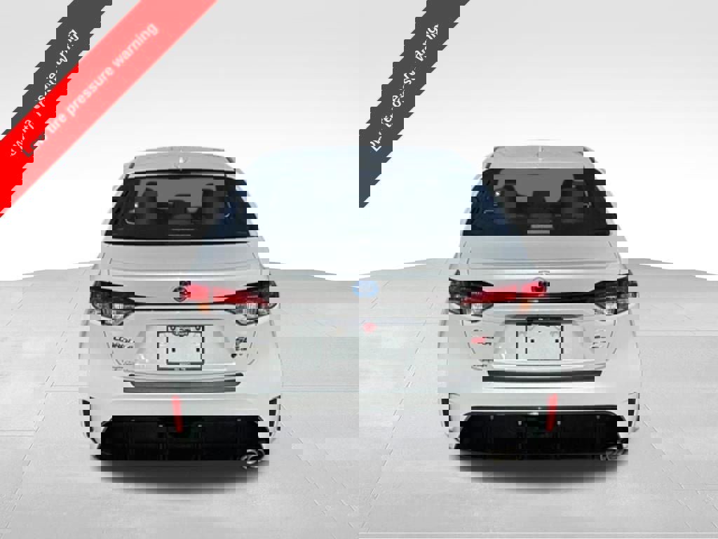 Certified 2025 Toyota Corolla SE w/ SE Premium Package image 4
