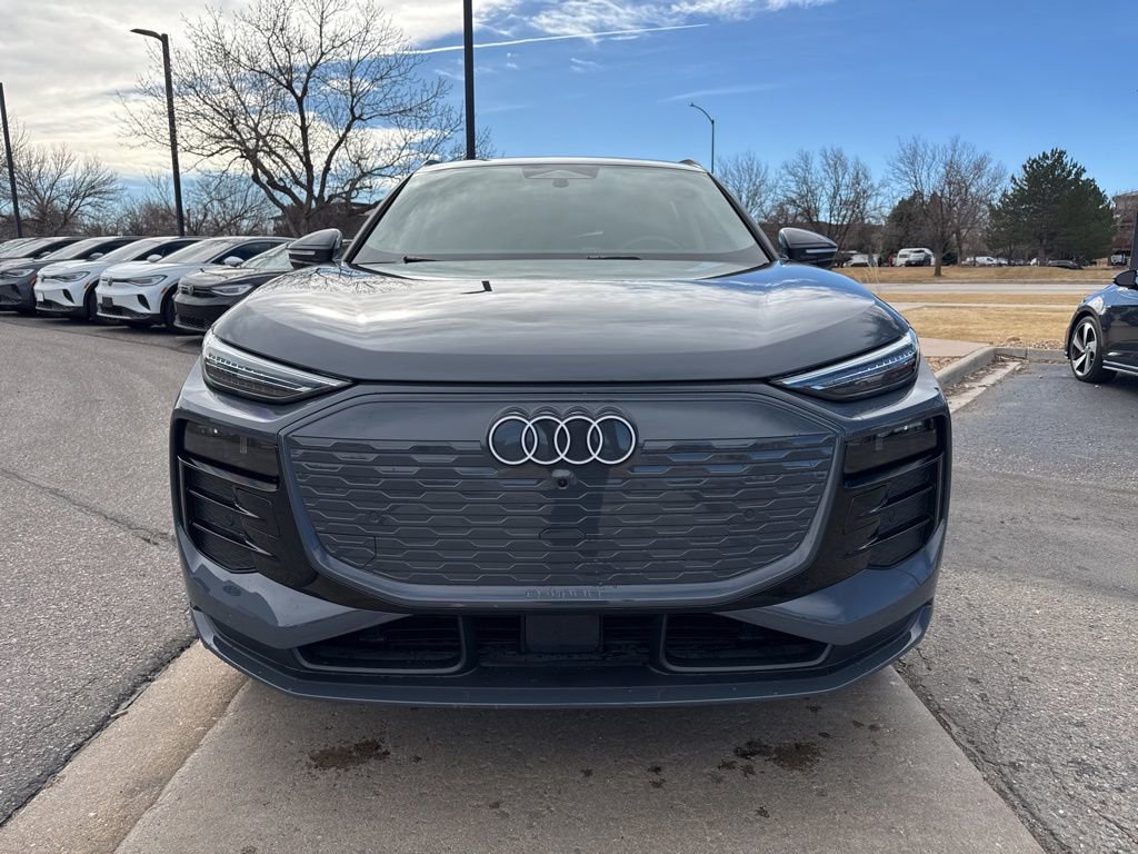 Used 2025 Audi Q6 e-tron Premium Plus w/ Premium Plus image 8